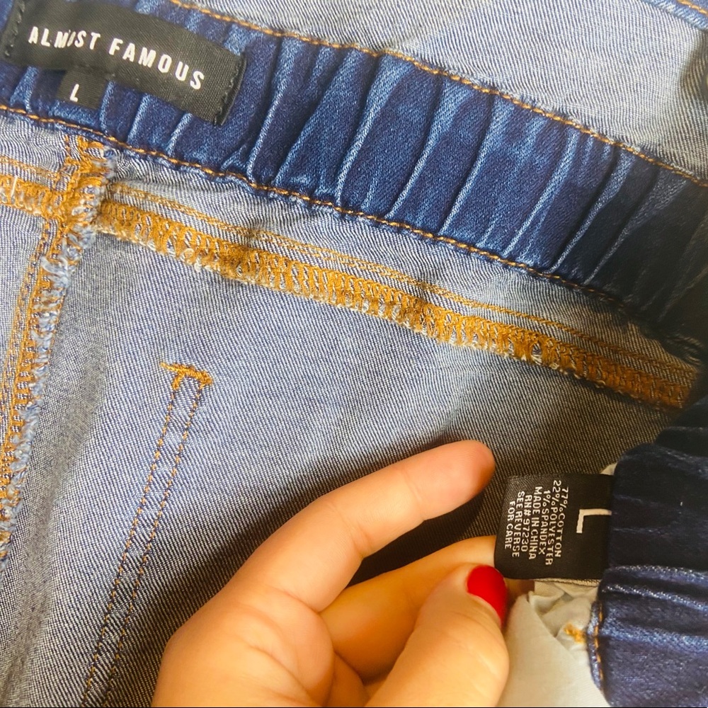 Almost Famous Cuffed High-waist Jeans: Size Large - Picture 7 of 8